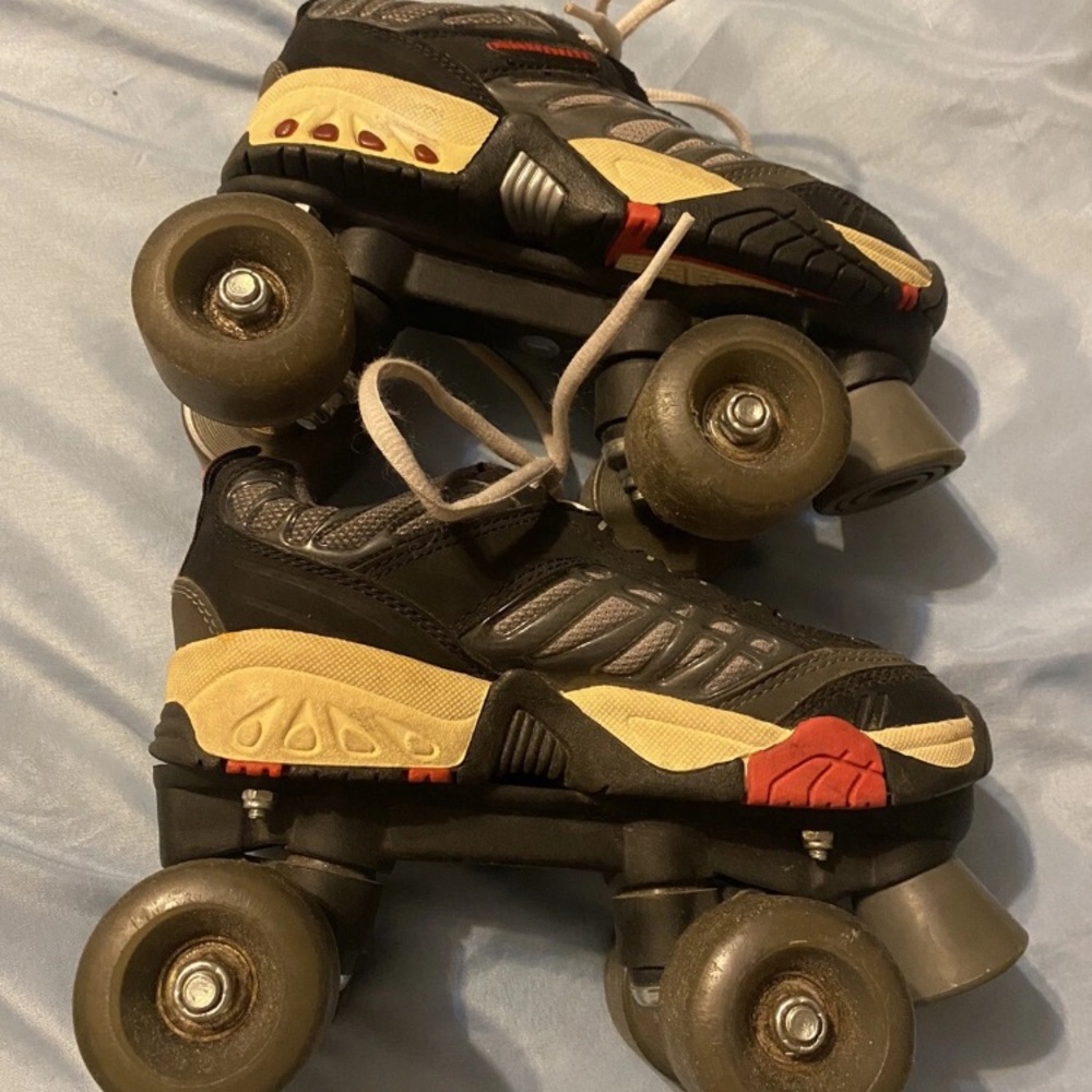 coasters kids rollerskates size one - Picture 2 of 8